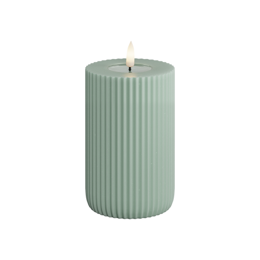 Led-kynttilä Solid stripe pilarikynttilä salvian vihreä Deluxe Homeart