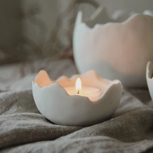 Munankuori tuikkualusta/kulho 2 kokoa valkoinen Majas Cottage