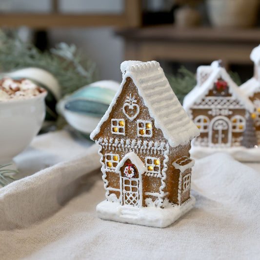 Piparkakkutalo 21cm Led-valoilla Chic Antique