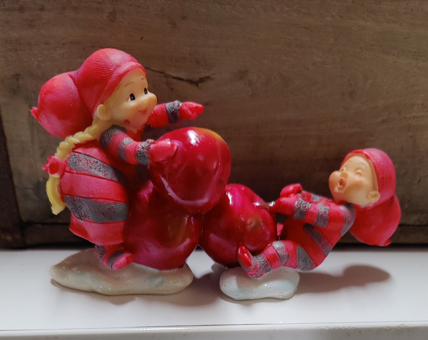 Pobra Tontut ja omenat