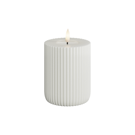 Led-kynttilä Solid stripe pilarikynttilä valkoinen Deluxe Homeart