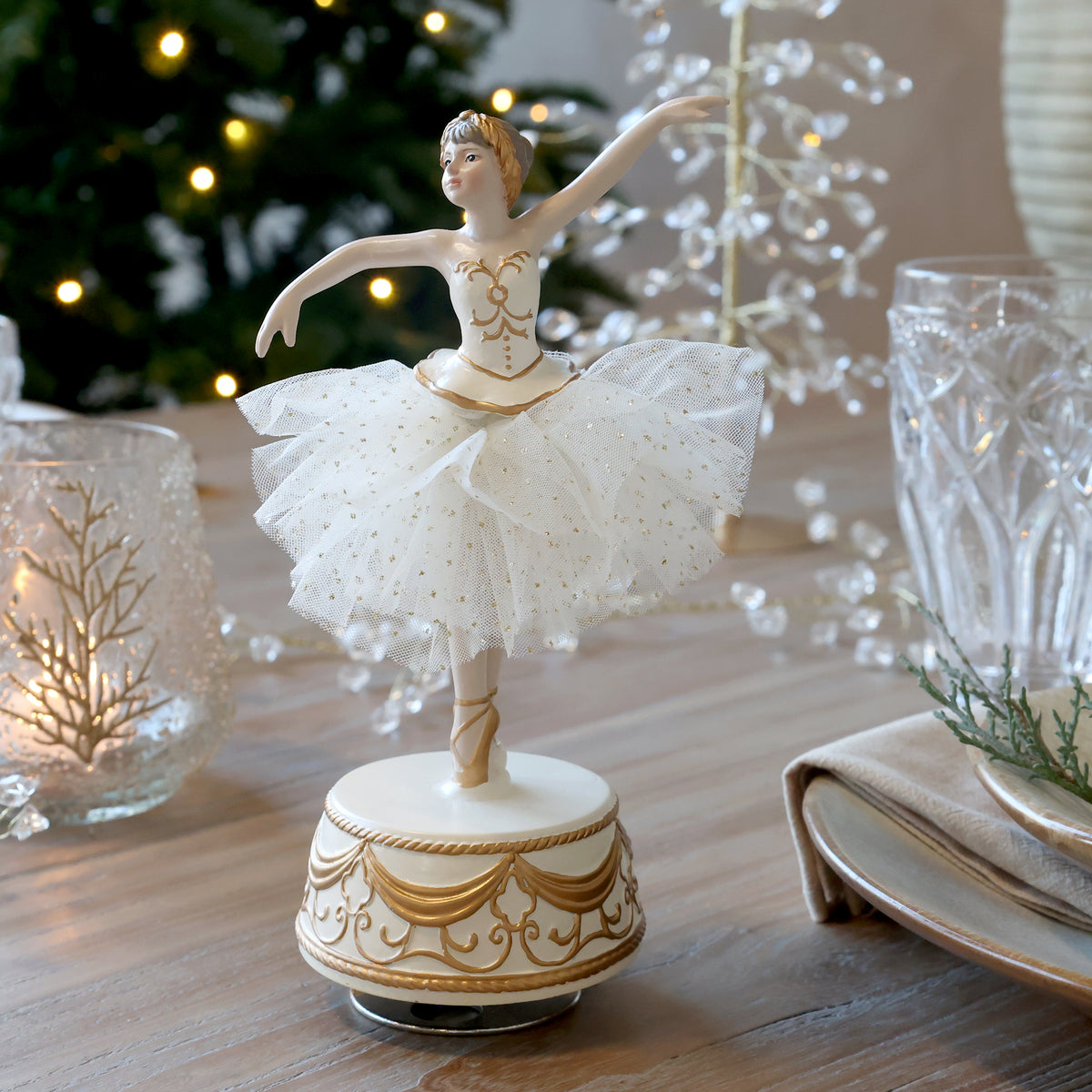 Ballerina soittorasia antique cream Chic Antique