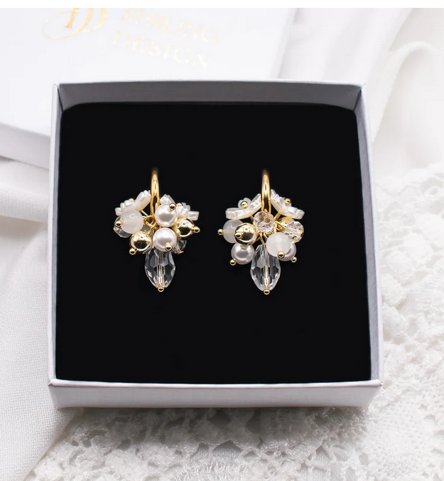 Celine-korvakorut valkoinen Smiling Design