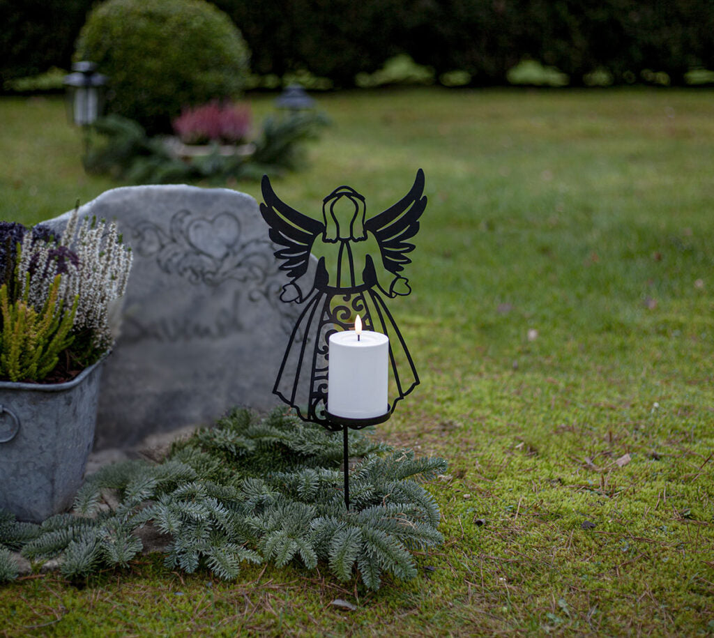 Hautakoriste Enkeli & led-kynttilä 48cm