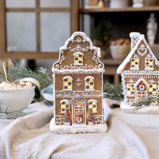 Piparkakkutalo 20,5cm Led-valoilla Chic Antique