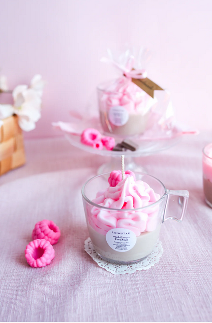 Vadelmakaakao kynttilä Loimutar